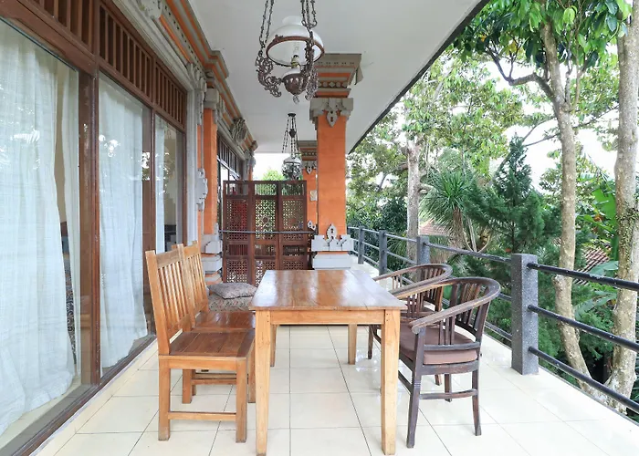 Rahayu House Guest house